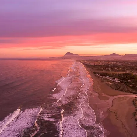 Atardecer By On Travel * Oliva